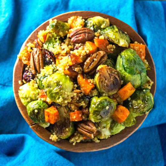 Easy Fall Quinoa Bowl - Recipe photo by thehungrywaitress