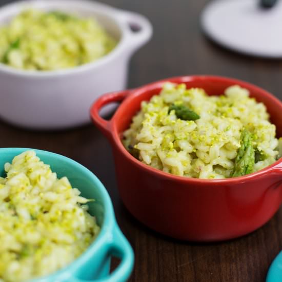Asparagus Pistachio Risotto - Recipe photo by electricbluefood