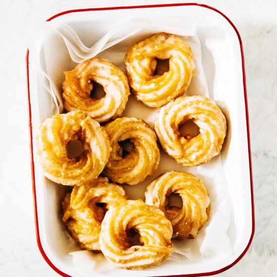 apple cider crullers - Recipe photo by hummingbirdhigh