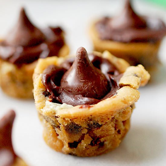 Marshmallow Filled Cookie Cups - Recipe photo by evabakes