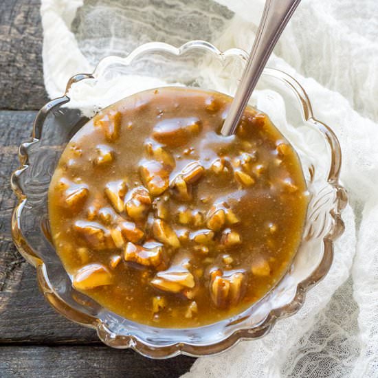 Pecan Praline Sauce - Recipe photo by Foodtasia
