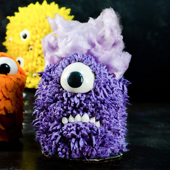 Mini Monster Cakes - Recipe photo by The Flavor Bender