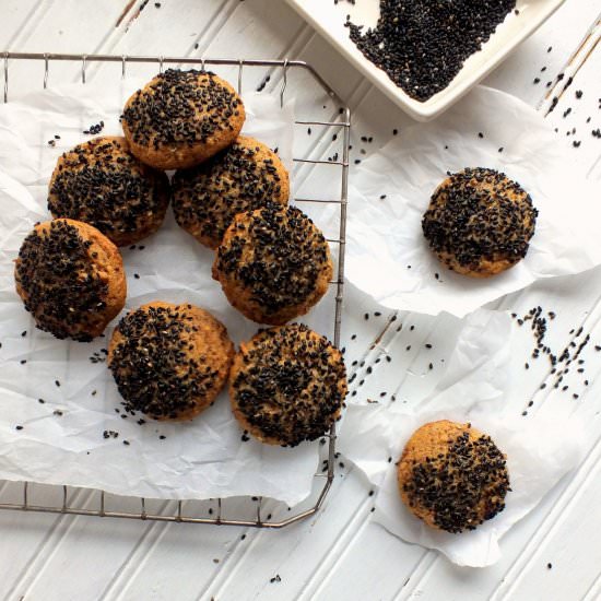 black sesame cookies - Recipe photo by davebakes