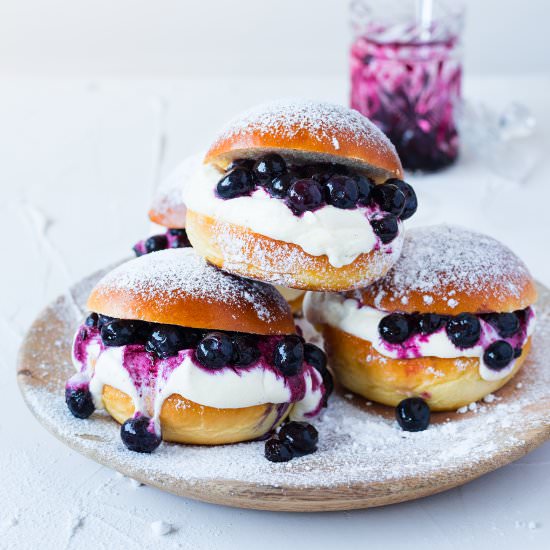 Blueberry Cream Buns - Recipe photo by The Hungry Cook