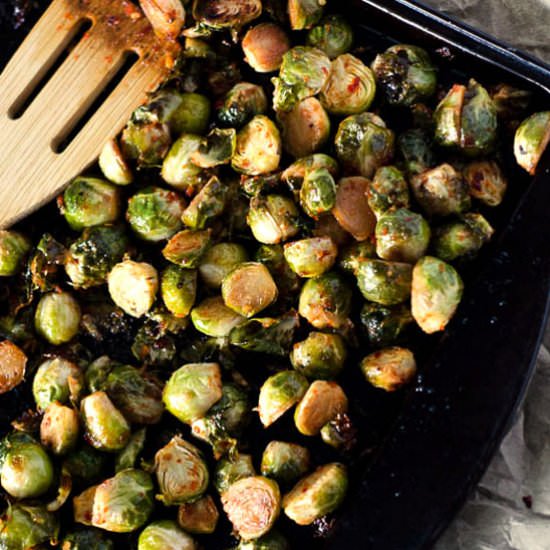 Chili Roasted Brussel Sprouts - Recipe photo by paleoscaleo