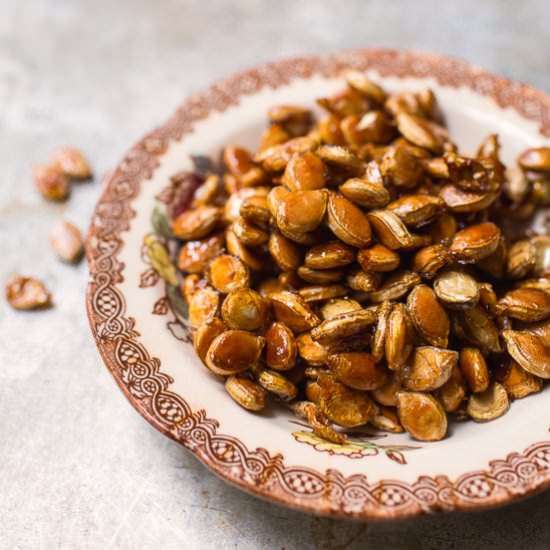 Sweet and Salty Pumpkin Seeds - Recipe photo by sidewalkshoes