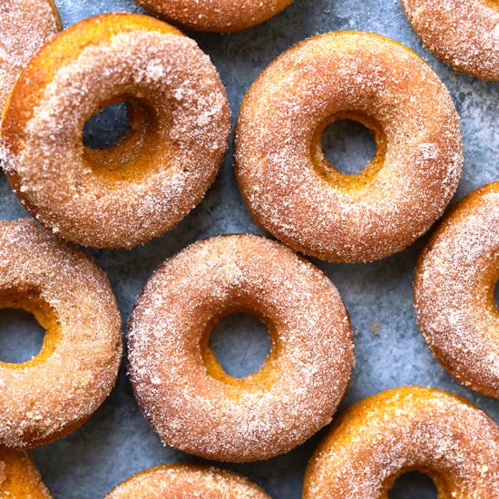 Pumpkin Spice Doughnuts - Recipe photo by tuttidolci