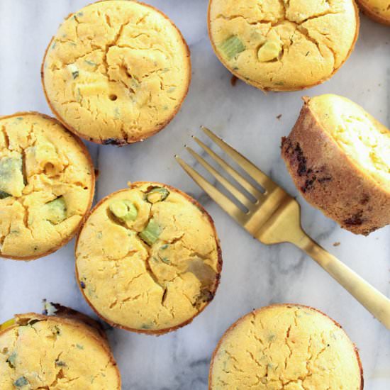 Chickpea vegan egg muffins - Recipe photo by kneadtocook