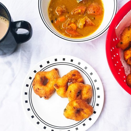 Medu Vada/Indian Savory Doughnuts - Recipe photo by Lathiya
