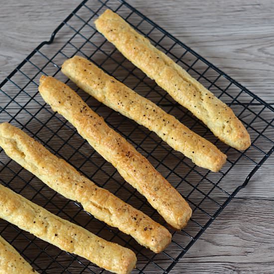 Cheese Bread Sticks - Recipe photo by bakingwithgranny