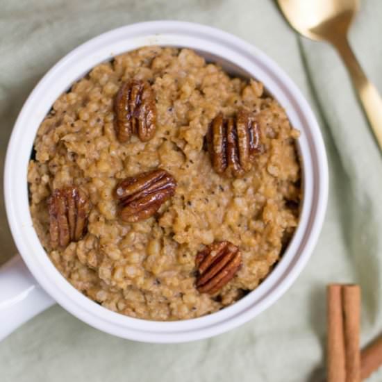 Crockpot Pumpkin Latte Oatmeal - Recipe photo by thecleaneatingcouple
