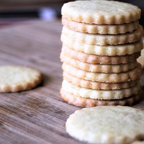 Lemon Shortbread Cookies - Recipe photo by sweetsaura