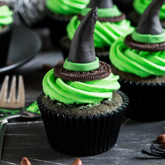 Witches Hat Cupcakes - Recipe photo by anniesnomsblog