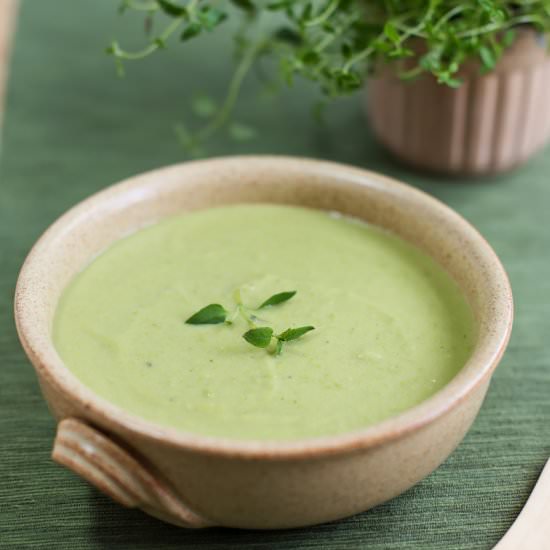 Green pea and ricotta soup - Recipe photo by electricbluefood