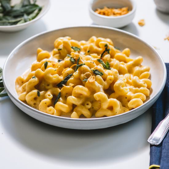 One Pot Pumpkin Mac and Cheese - Recipe photo by iamafoodblog