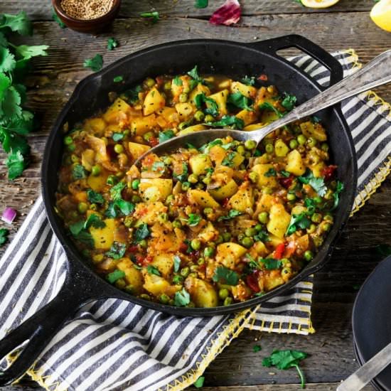 Bombay Potatoes and Peas - Recipe photo by Vegan Huggs