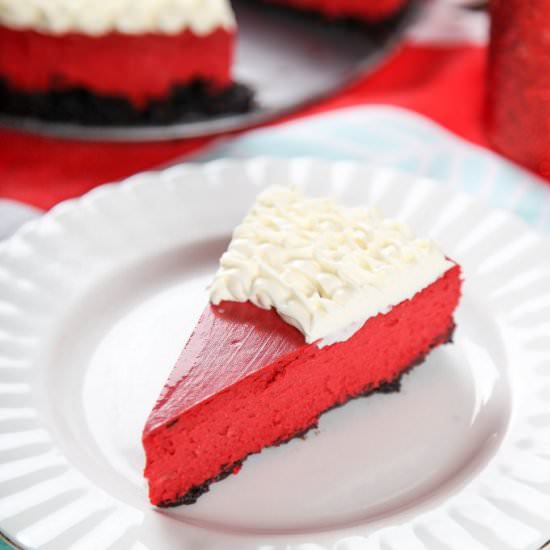Red Velvet Oreo Cheesecake - Recipe photo by BakingBeauty