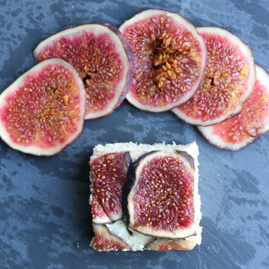Coconut Cheesecake Fig Chunks - Recipe photo by Truefoodsblog