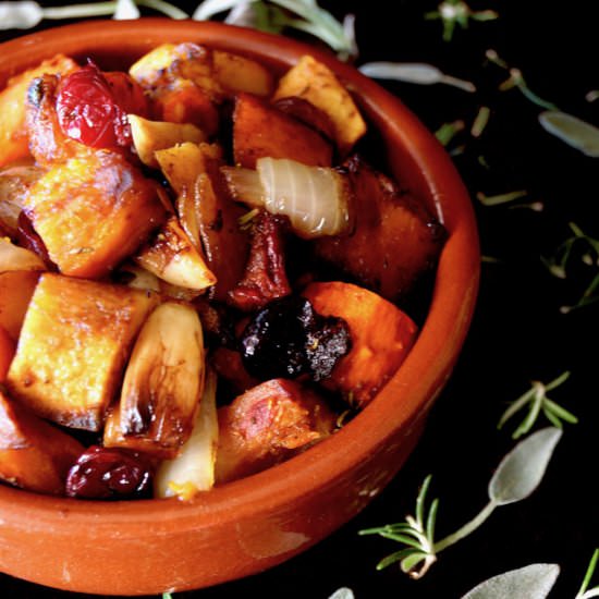 Balsamic-Herb Cranberry Squash - Recipe photo by cookingontheweekends