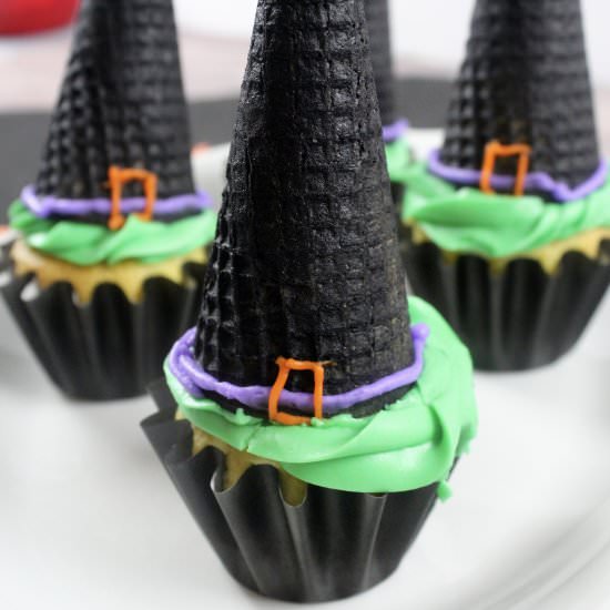 Witch Hat Cupcakes - Recipe photo by CrayonsAndCravings
