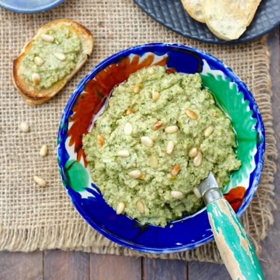 Irresistible Spicy Crostini - Recipe photo by marilenaskitchen