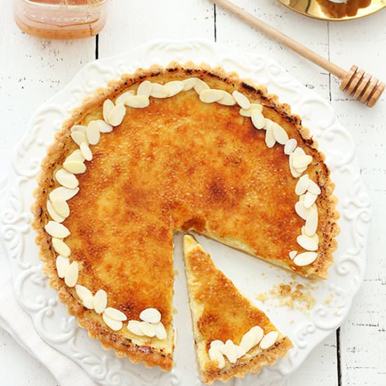 Honey almond creme brulee Pie - Recipe photo by The_Cookie_Fairy