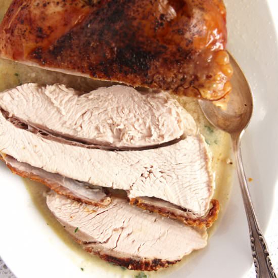 Tender Oven-Roasted Turkey Breast - Recipe photo by adinutza
