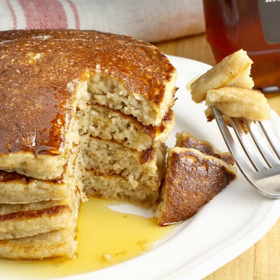 Cinnamon Applesauce Pancakes - Recipe photo by TheToastyKitchen
