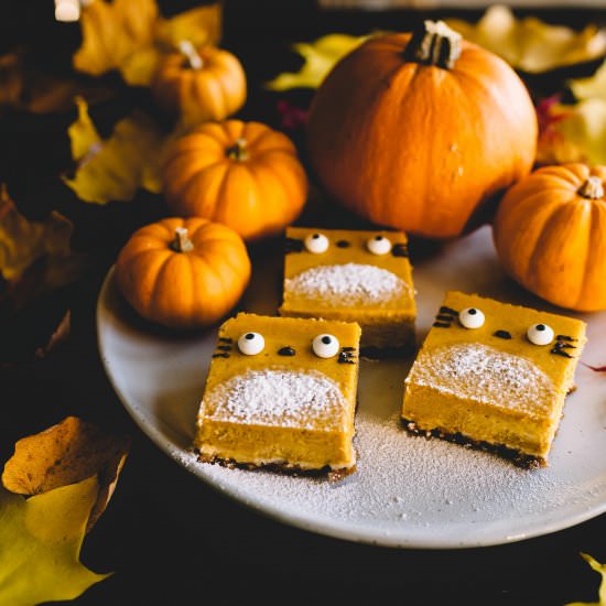 Totoro Pumpkin Cheesecake Squares - Recipe photo by iamafoodblog