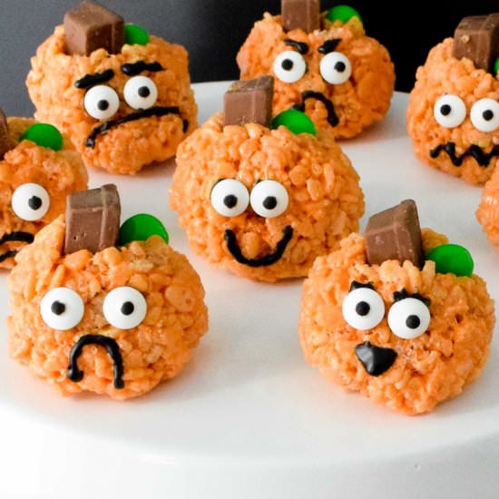 Rice Krispie Treats Pumpkins - Recipe photo by Cuts and Crumbles