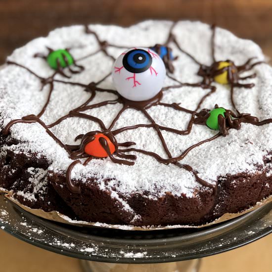 Spider Web Chocolate Cake - Recipe photo by Ale Gambini