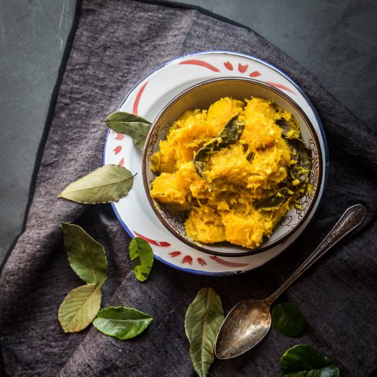Acorn Squash Rendang - Recipe photo by WhatToCookToday