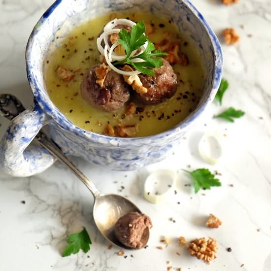 Creamy leek soup with meatballs - Recipe photo by zpamietnikapiekarnika