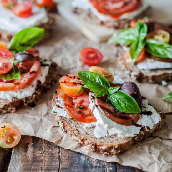 Tomato Ricotta Sandwiches - Recipe photo by vibrantplate