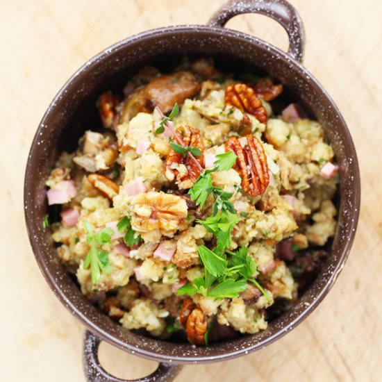 Stuffing w Smoked Oysters & Pecans - Recipe photo by Fusion Craftiness