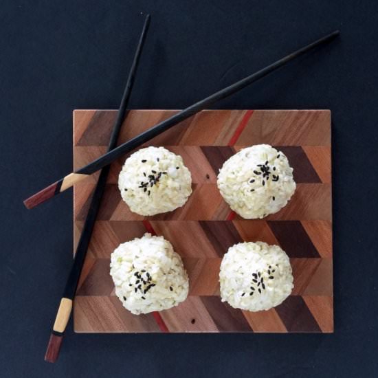 Tofu Scallion Brown Rice Onigiri - Recipe photo by hagoesch