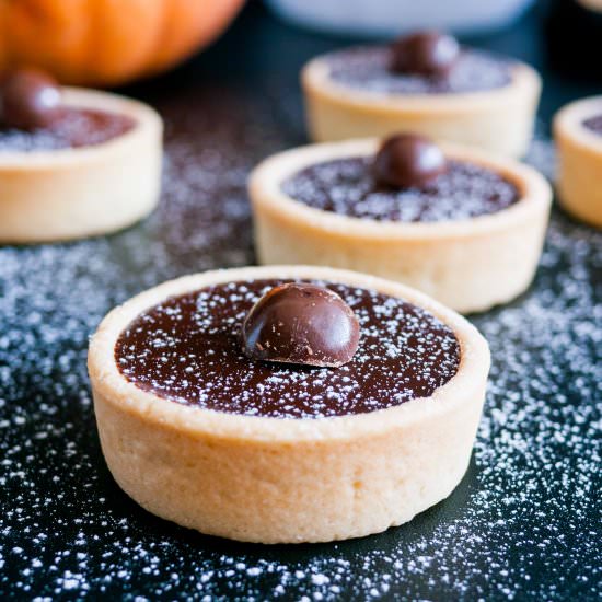 Pumpkin Pie Chocolate Tarts - Recipe photo by VeenaAzmanov