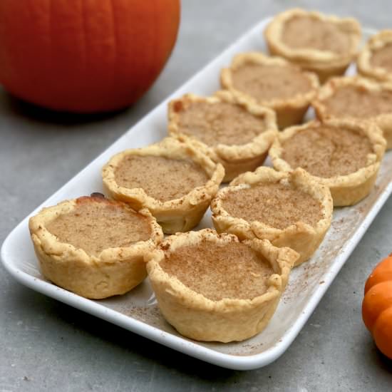 Pumpkin Pie Bites - Recipe photo by The Kitchen Flamingo
