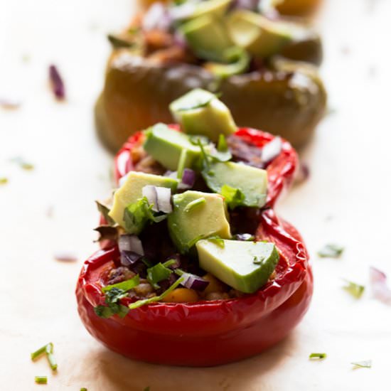 Vegan Stuffed Peppers - Recipe photo by simple vegan blog