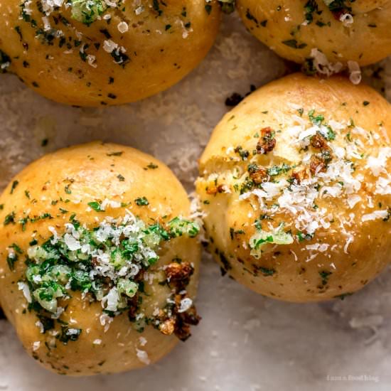 Garlic Parmesan Knots - Recipe photo by iamafoodblog