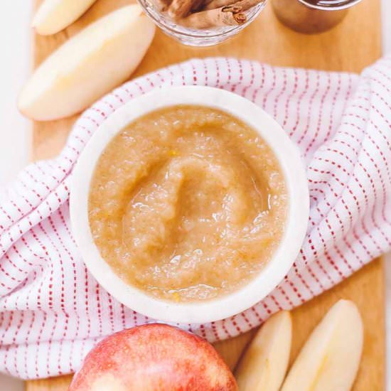 Bourbon Spice Applesauce - Recipe photo by ChampagneandPaperPlanes