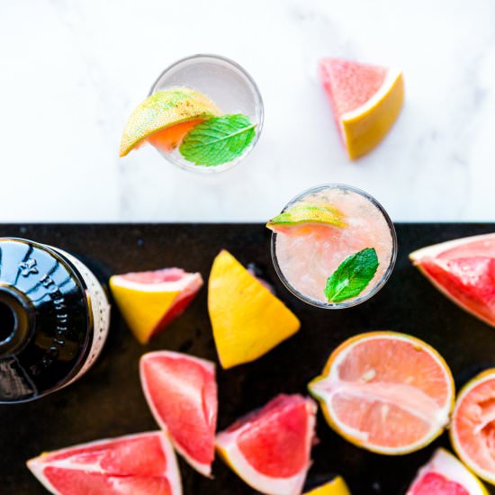 Pomelo Gin Fizz - Recipe photo by VegetarianVentures