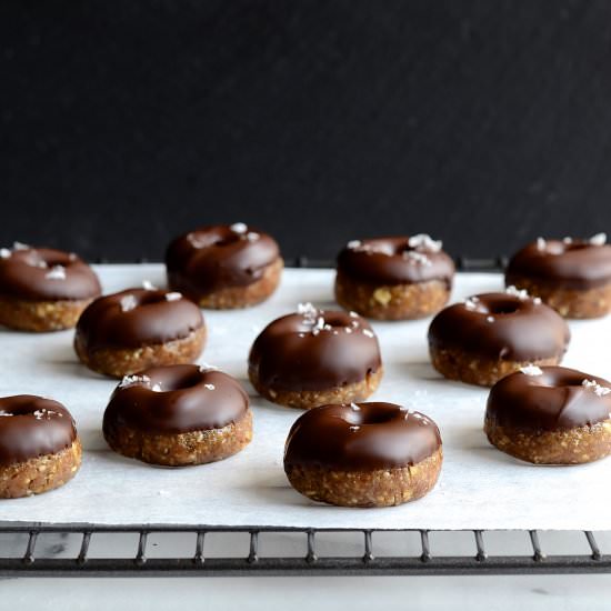 Chewy no-bake mini donuts - Recipe photo by Bibbyskitchenat36