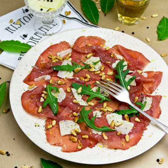 Bresaola carpaccio - Recipe photo by Culinaire bagage