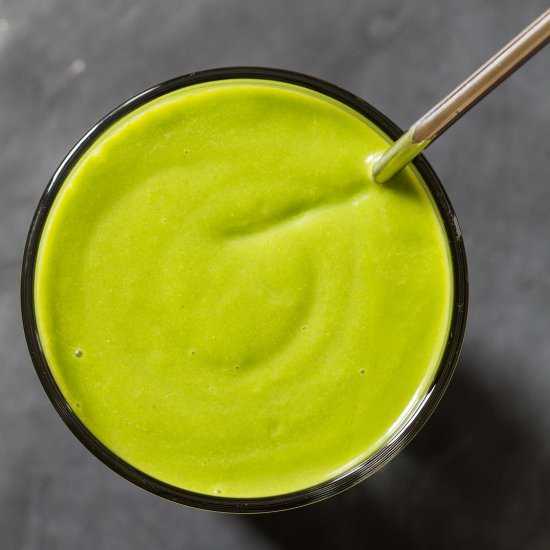 Avocado Spinach Smoothie - Recipe photo by GreenHealthyCooking