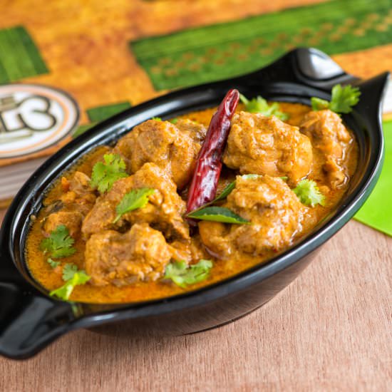 Chettinad Chicken Curry - Recipe photo by meemiskitchen