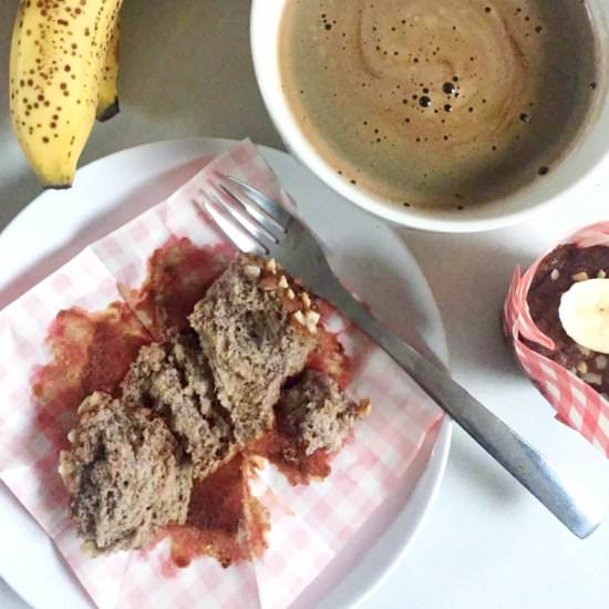 Banana Cinnamon Breakfast Muffins - Recipe photo by emmaeatsandexplores
