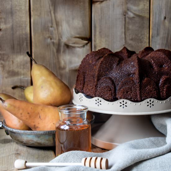 Pear and Honey Bundt Cake - Recipe photo by PoLaBaker