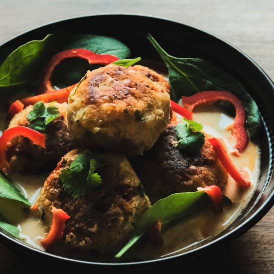 Vegan Red Lentil Curry "Meat"balls - Recipe photo by Babettesveganblog