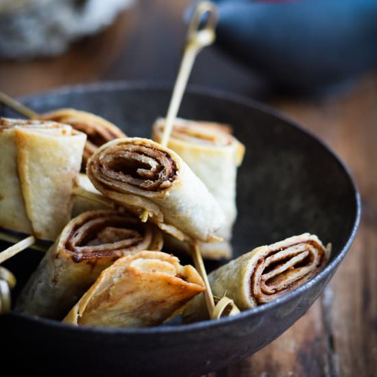 Mini Cinnamon Swirls - Recipe photo by KarlasNordicKitchen